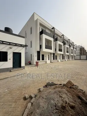 4bdrm Duplex in Jahi for sale