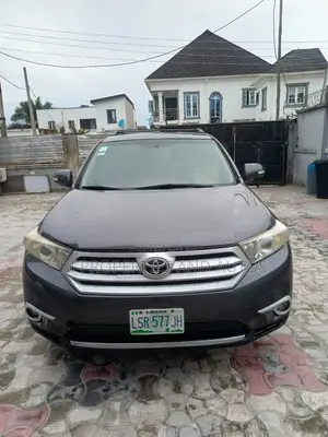 Toyota Highlander 2013 Gray