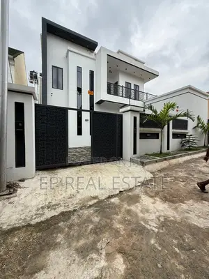 4bdrm Duplex in Life Camp for sale