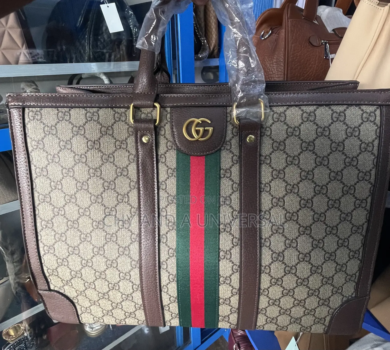 Single Gucci Handbag With Strap