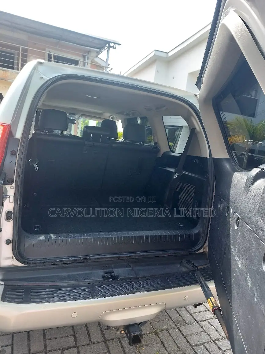 Lexus GX 460 Premium 2011 Silver