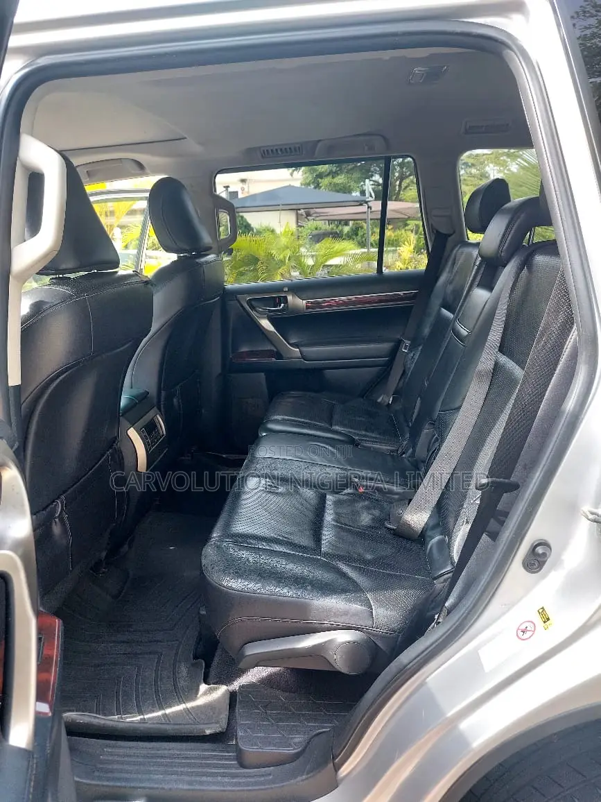 Lexus GX 460 Premium 2011 Silver