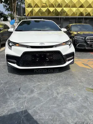 Toyota Corolla 2022 White