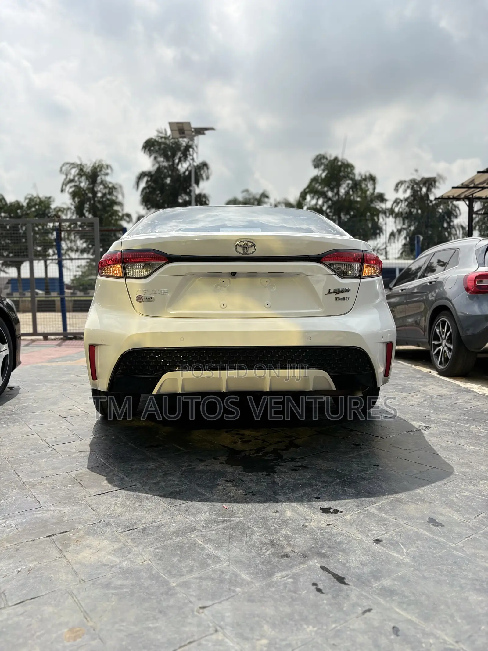 Toyota Corolla 2022 White
