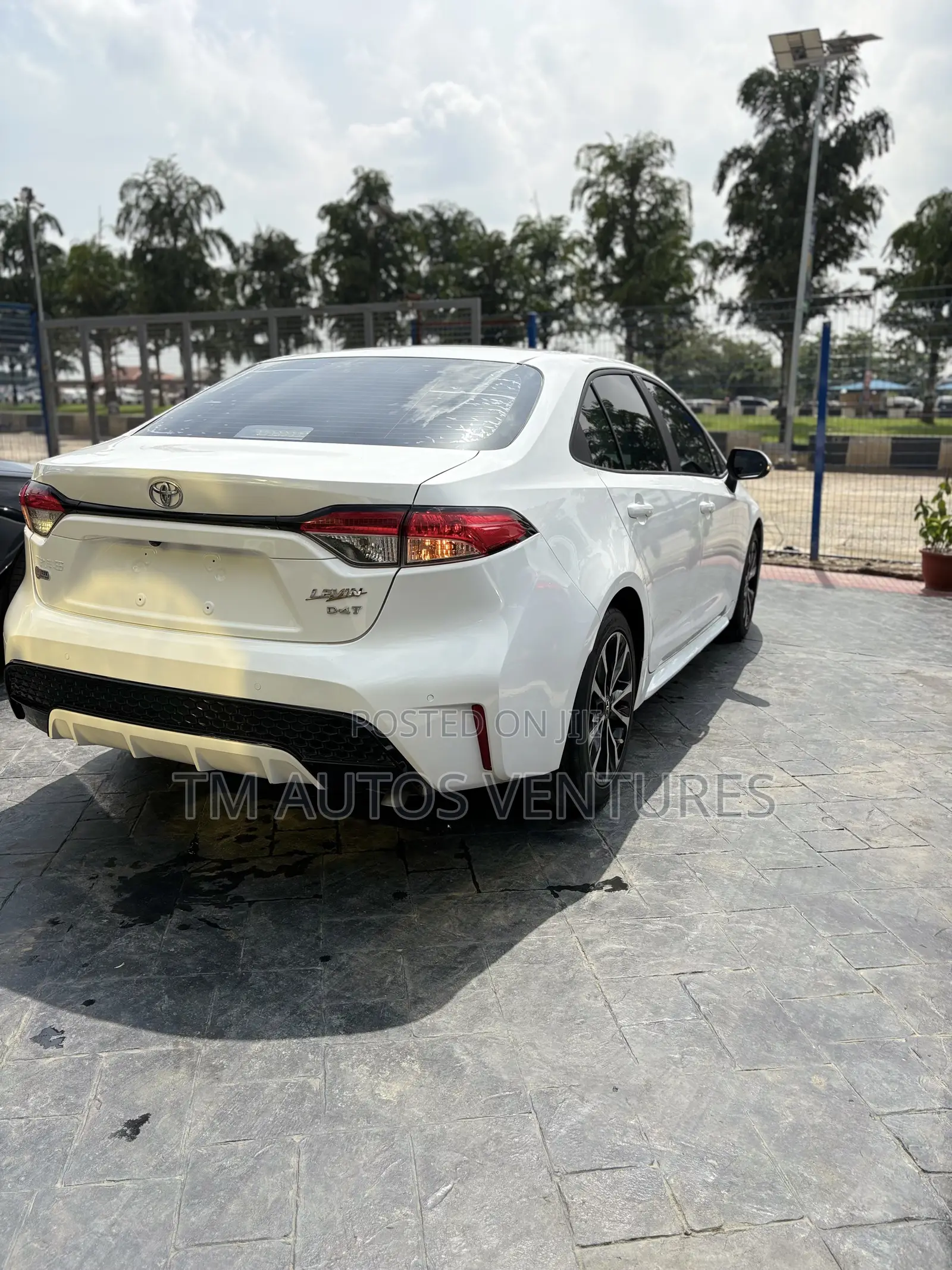 Toyota Corolla 2022 White