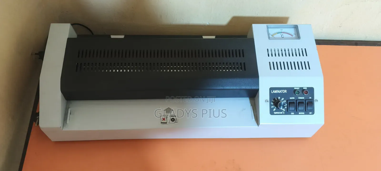 Laminating Machine