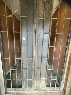 Shop Tolet