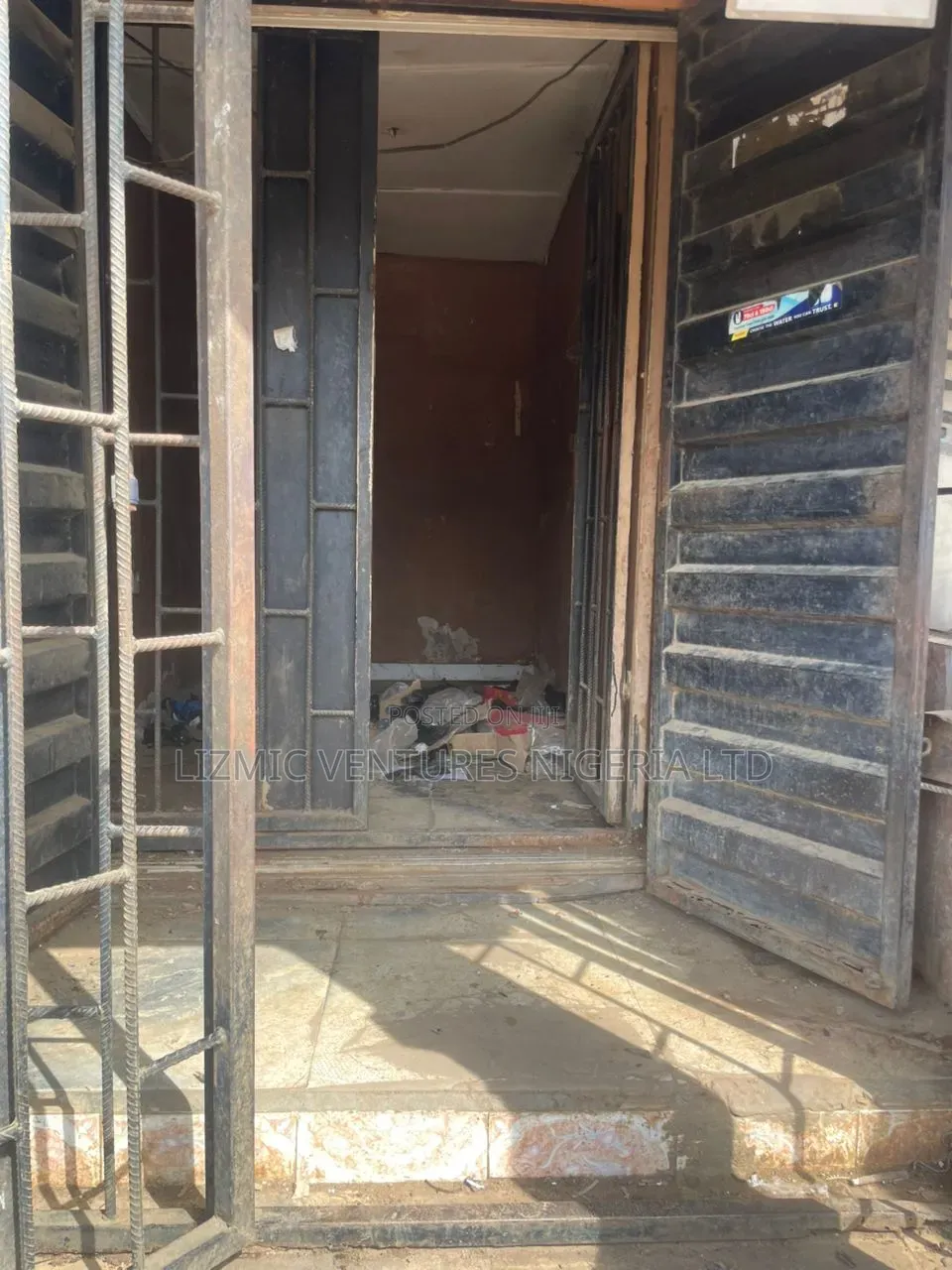 Shop Tolet