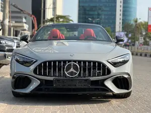 New Mercedes-Benz SL-Class AMG SL 63 AWD 2025