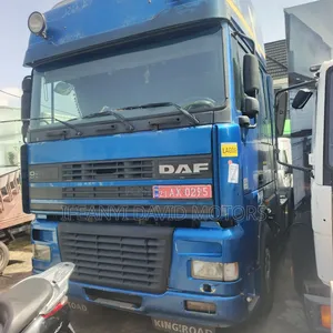 Daf Xf95 Trailer Head 2004 Blue