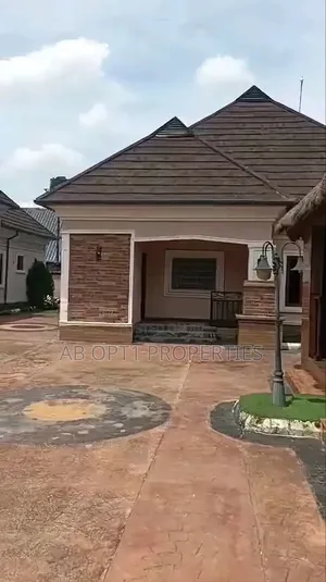 1bdrm Room & Parlour in Okhuoromi, Airport, Benin City for rent
