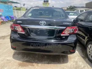 Toyota Corolla 2009 Black