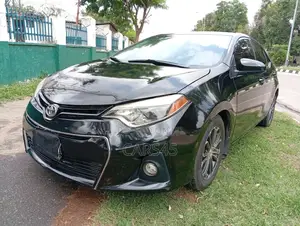 Toyota Corolla 2015 Black