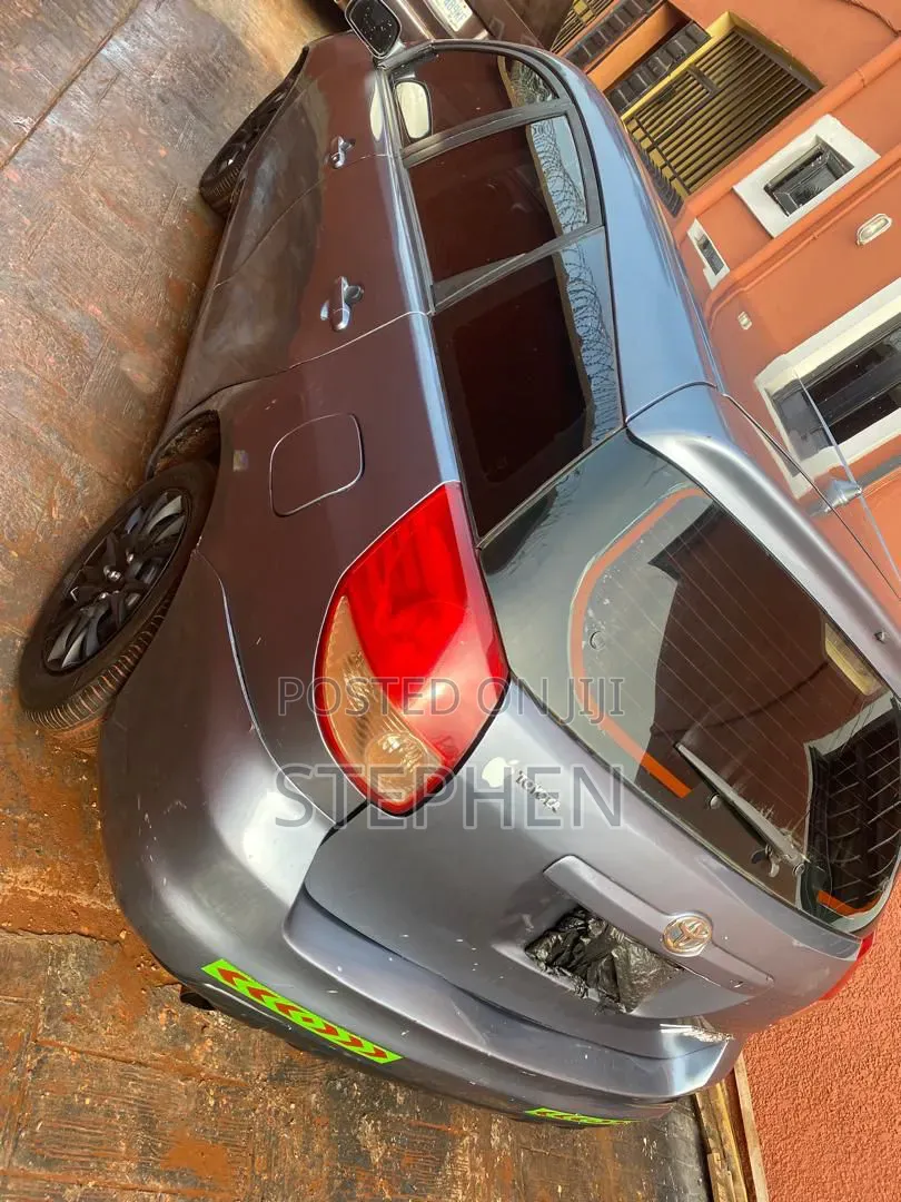 Toyota Matrix 2006 Green