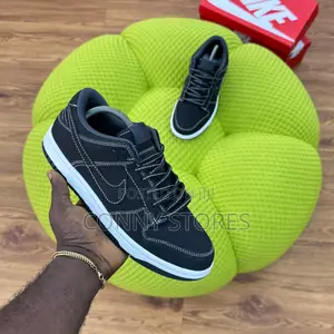 Nike Dunk Low Qs “Off Noir Summit White” Now Available in Store