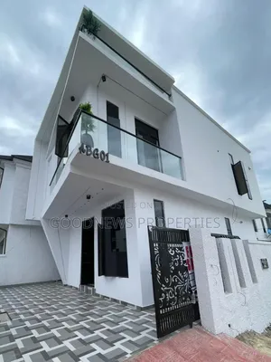 4bdrm Duplex in Ikota for sale