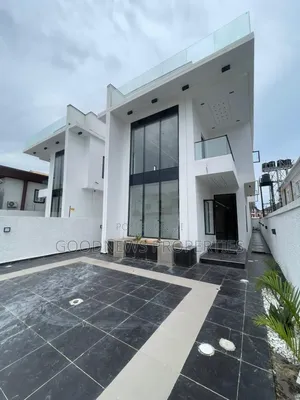 5bdrm Duplex in Ikota for sale
