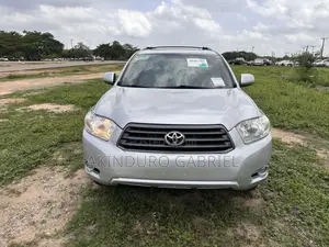 Toyota Highlander Sport 2010 Silver