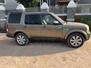 Land Rover Discovery 2013 Brown