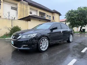 Honda Accord Sport 4dr Sedan FWD (2.4L 4cyl 2A) 2013 Black