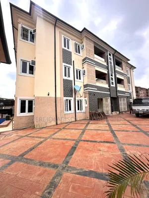 3bdrm Apartment in Katampe Main, Abuja for rent