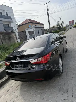Hyundai Sonata 2011 Black