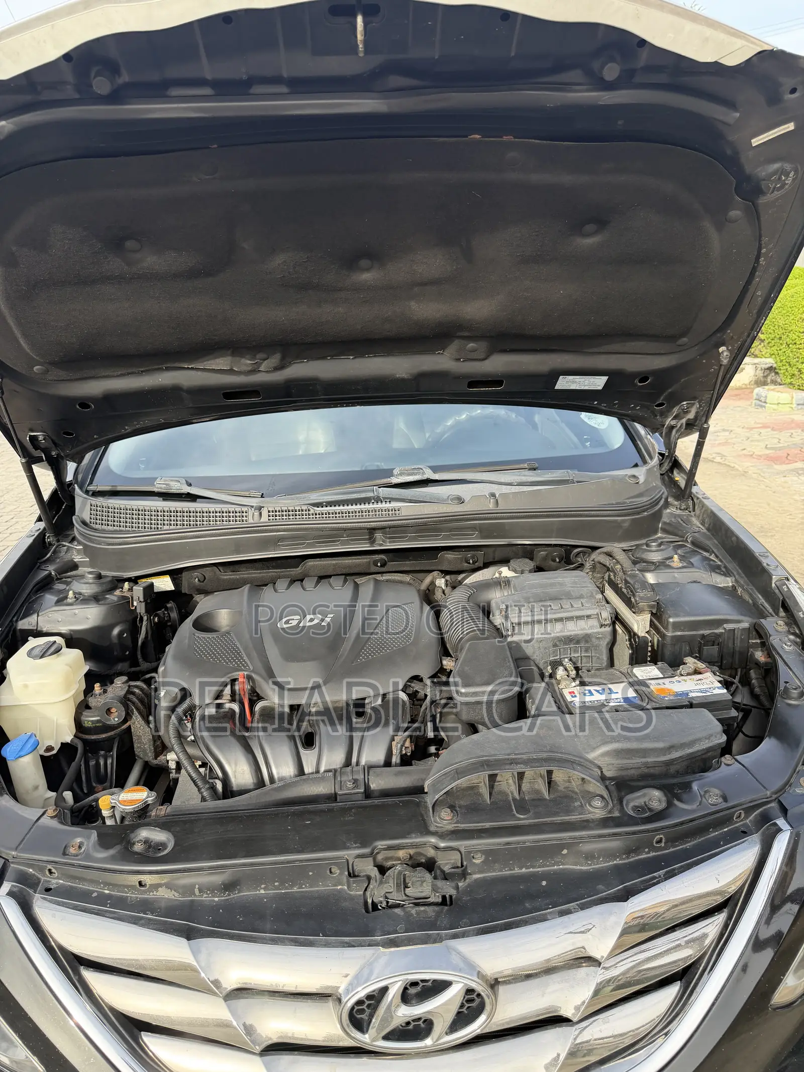 Hyundai Sonata 2011 Black