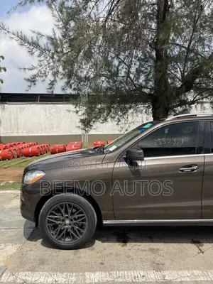Mercedes-Benz M Class ML350 4MATIC 4dr SUV AWD (3.5L 6cyl 7A) 2015