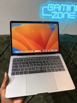 Laptop Apple MacBook Pro 2017 8GB Intel Core i5 SSD 256GB