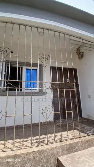 Furnished 2bdrm Apartment in Houseland Real, Benin City for rent