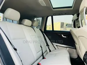 Mercedes-Benz GLK-Class 2015 Silver