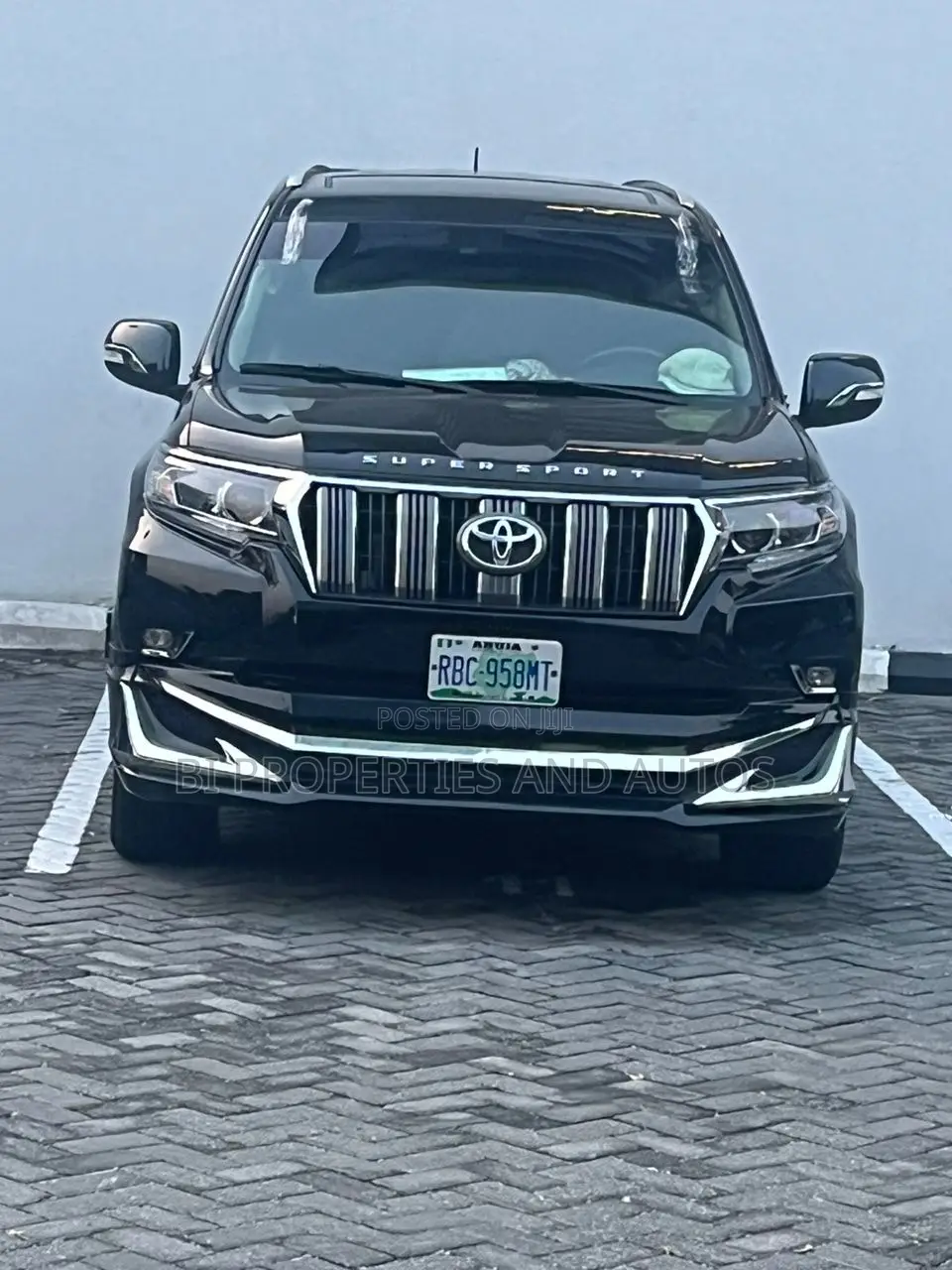 Toyota Land Cruiser Prado 2023 Black