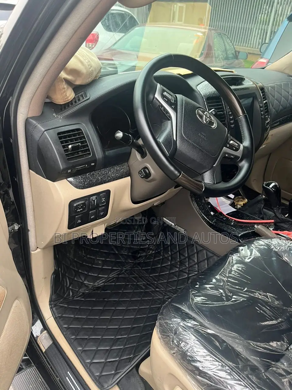Toyota Land Cruiser Prado 2023 Black