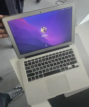 Laptop Apple MacBook Air 2017 8GB Intel Core i5 SSD 256GB