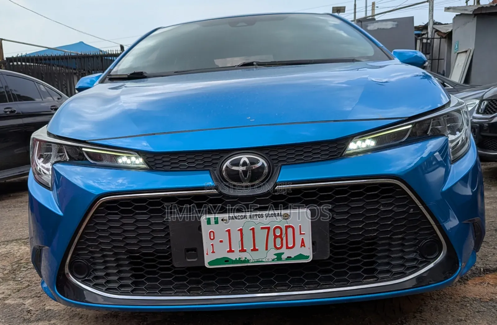 Toyota Corolla XSE 2020 Blue