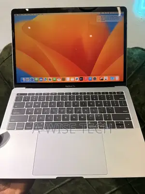 Laptop Apple MacBook Pro 2017 8GB Intel Core i5 SSD 256GB