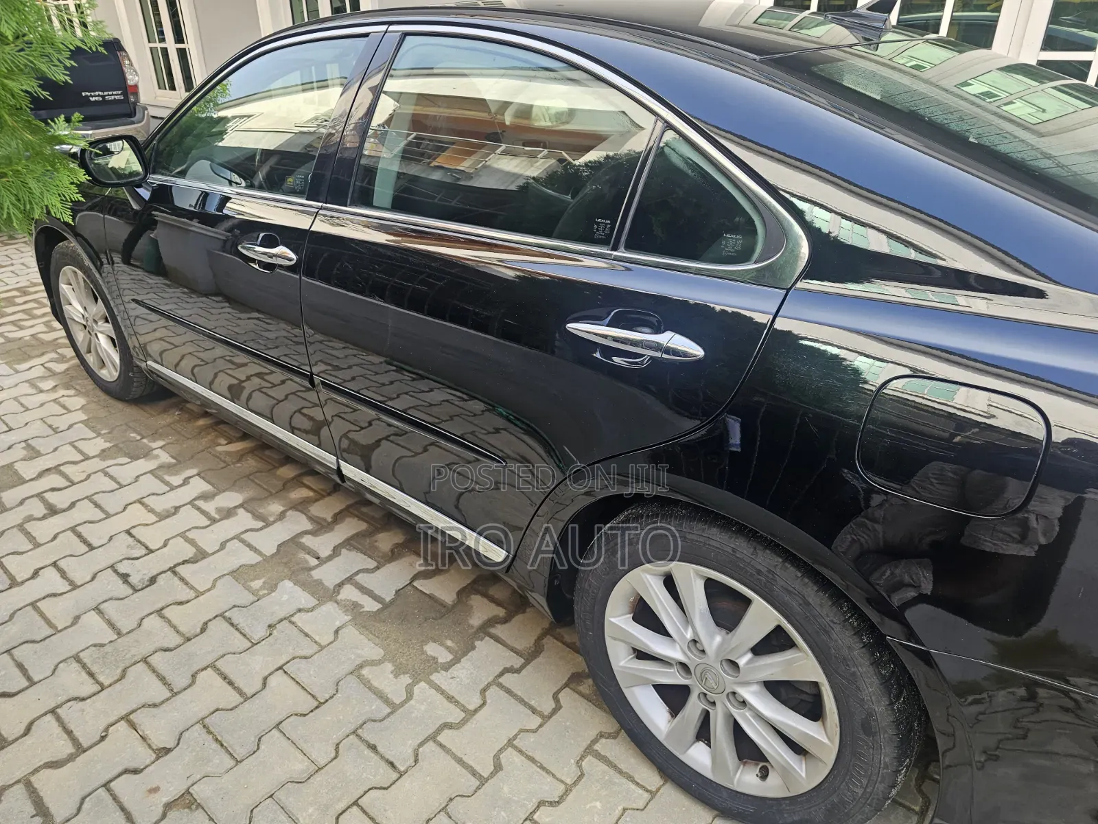 Lexus ES 350 2011 Black