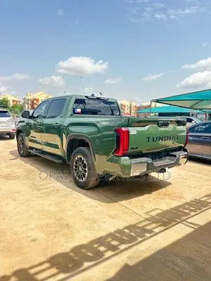 Toyota Tundra 2024 Green