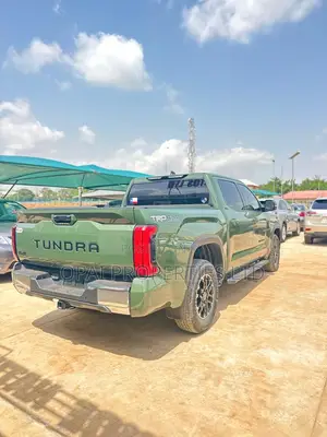 Toyota Tundra 2024 Green