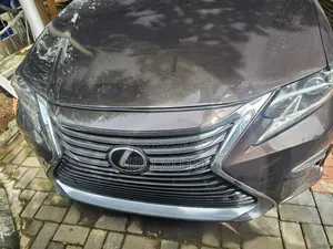 Lexus ES 350 Crafted Line FWD 2015 Brown