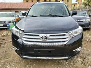 Toyota Highlander 2012 Black