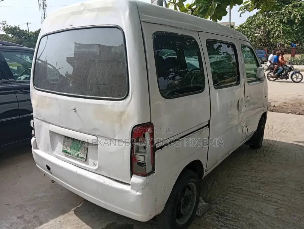 Suzuki Every 2004 White