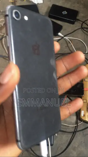 Apple iPhone 8 64 GB Black