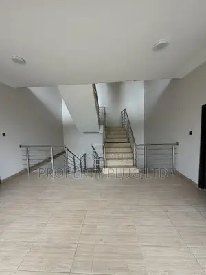 3bdrm Apartment in Idu for rent