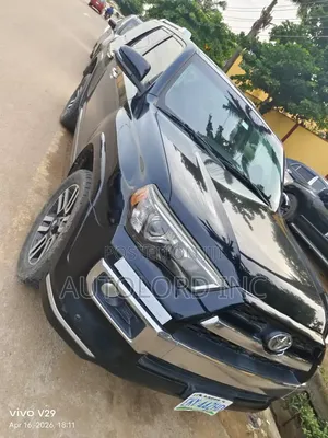 Toyota 4-Runner Limited 4dr SUV 4WD (4.0L 6cyl 5A) 2015 Black
