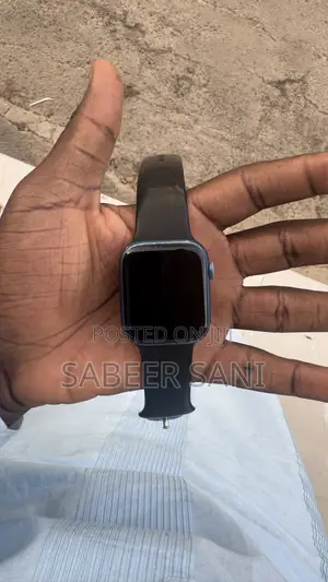 Apple Watch Series 7 45mm