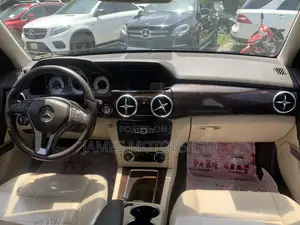 Mercedes-Benz GLK-Class 2015 Black
