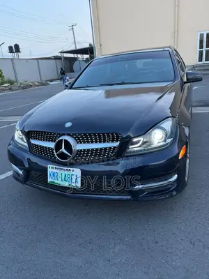 Mercedes-Benz C300 Luxury 4Matic Sedan AWD (3.5L 6cyl 7A) 2013 Black