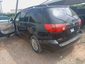 Toyota Sienna XLE 2008 Black