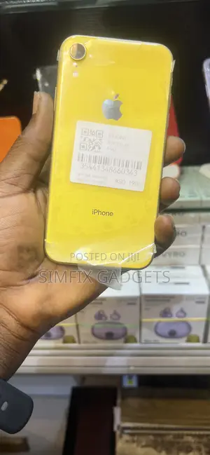 Apple iPhone XR 64 GB Yellow